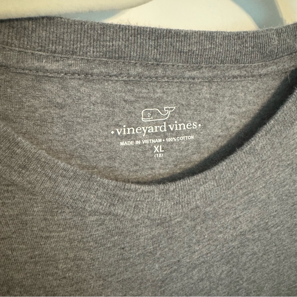 Set of 2 Vineyard Vines Kids XL shirt football & basketball gray navy blue - Picture 6 of 12